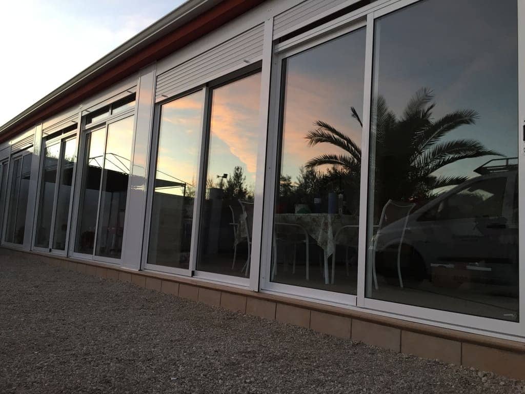 puertas en aluminio